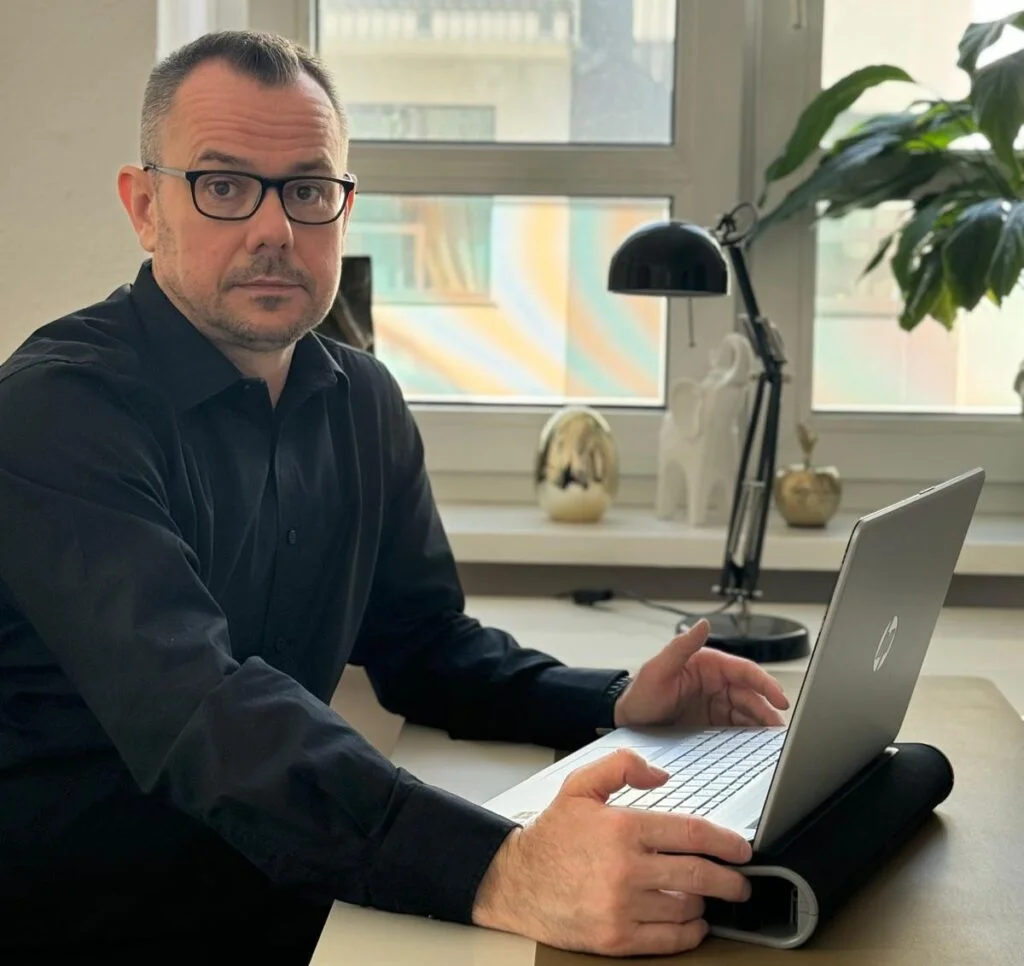 Specialista od pozycjonowania lokalnego w uk Maciej Doman